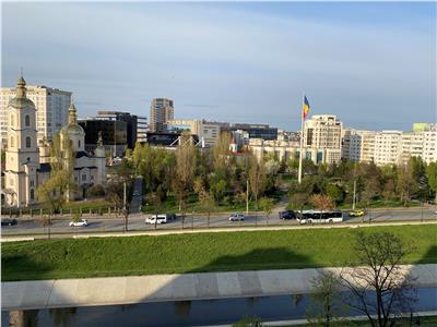 Inchiriez spatiu birou ultracental, zona Palas  Centru