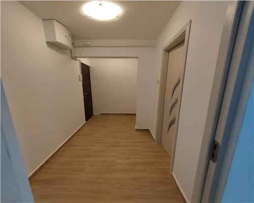 Apartament 2 camere Tatarasi Metalurgie, renovat integral!