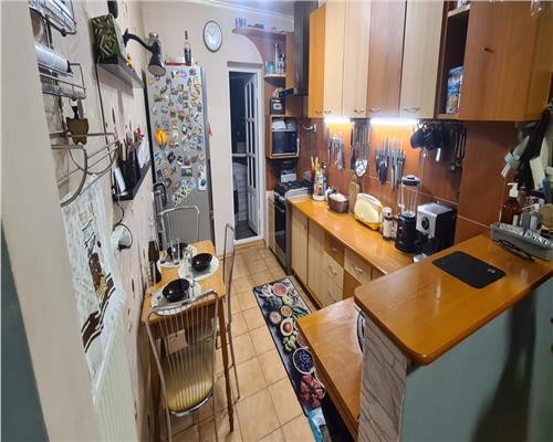 Apartament 3 camere , 70 mp, Tatarasi  Metalurgie, fara risc!