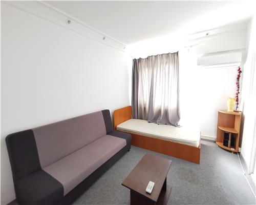 Apartament 3 camere de vanzare Tg Cucu  Hala Centrala