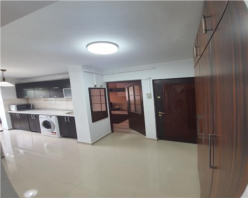 Apartament 2 camere de vanzare Podul de Fier