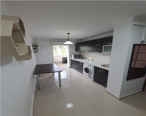 Apartament 2 camere de vanzare Podul de Fier