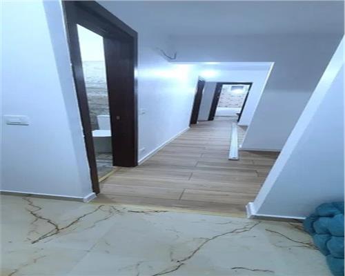 Renovat complet! Apartament 3 camere de vanzare Canta