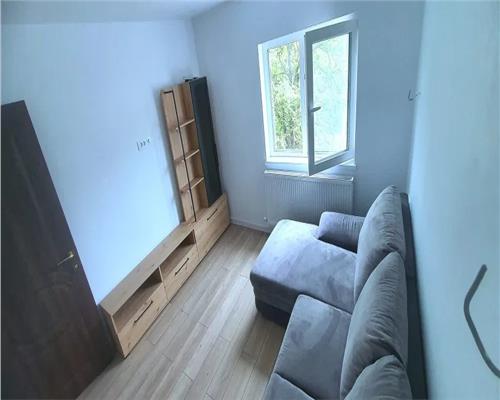 Renovat complet! Apartament 3 camere de vanzare Canta