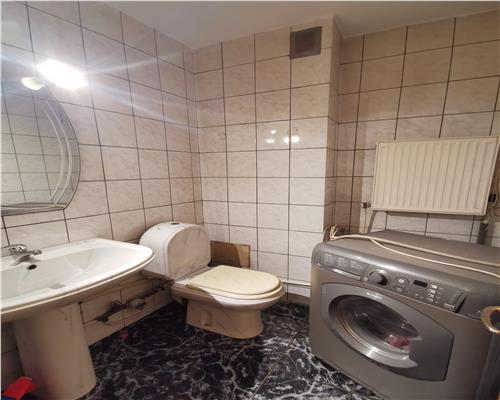 Apartament 3 camere cu garaj Tg Cucu