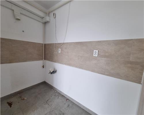 Apartament 2 cam, decomandat, de vanzare in zona Bucium  Visan