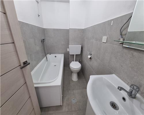 Apartament 2 cam, decomandat, de vanzare in zona Bucium  Visan