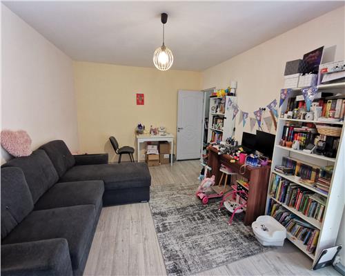 Apartament cu 2 camere, conf I, zona Nicolina  Rond Vechi