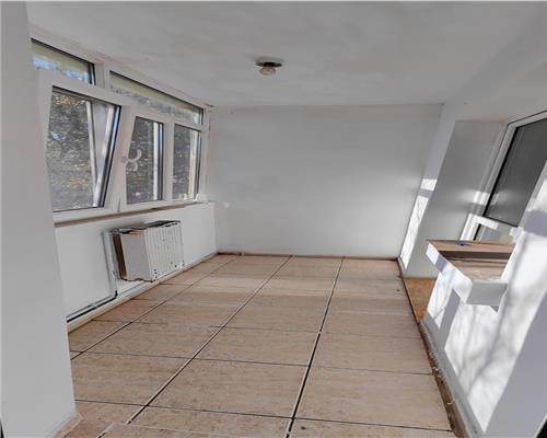 Podu Ros  Palas,  apartament 4 camere fara risc seismic!