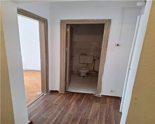 Apartament 3 camere decomandat, 75 mp, Podu Ros  Nicolae Iorga!