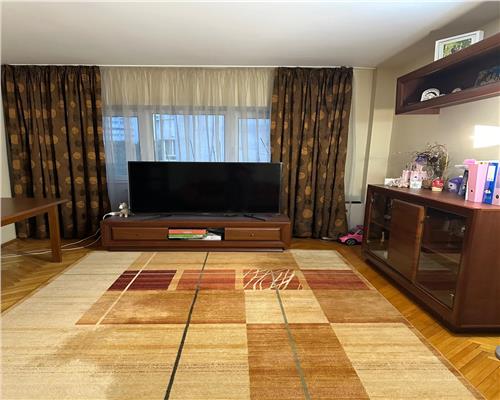 Apartament cu 3 camere de vanzare, Esplanada Nicolina