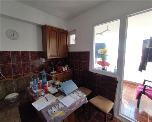 Podu Ros  Centru,  apartament 4 camere decomandat confort 1!