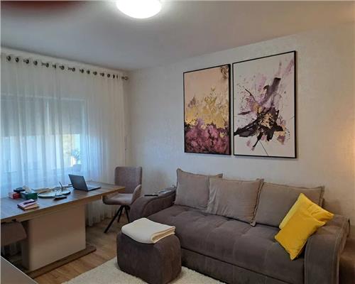 Apartament 2 cam, decomandat de vanzare in zona Bucium  Visan