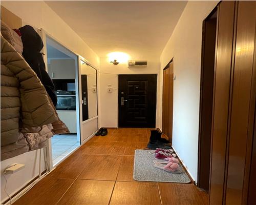 Alexandru cel Bun ,parcul Voievozilor, apartament 3 camere decomandat de vanzare!