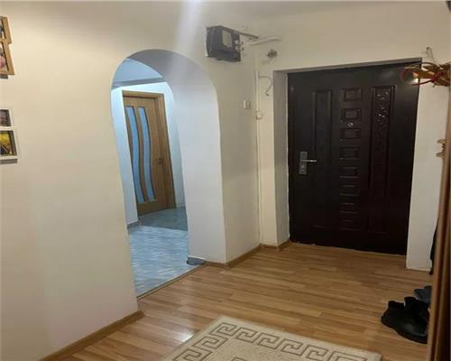 Apartament 3 camere decomandat, Tudor Vladimirescu  Bucsinescu!