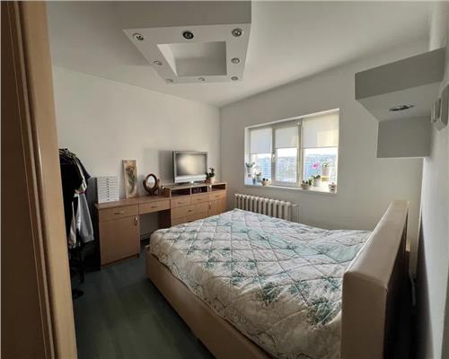 Alexandru cel Bun  Tigarete, apartament 3 camere confort I sporit!