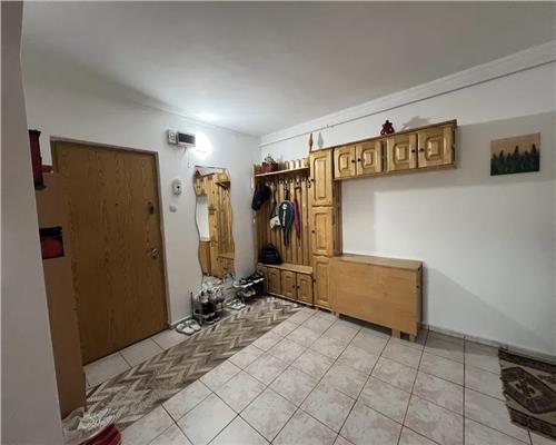 Alexandru cel Bun  Tigarete, apartament 3 camere confort I sporit!