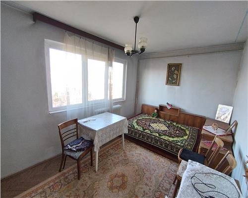 Apartament 3 camere semidecomandat, 67 mp, Podu Ros  Tudor Vladimirescu !!