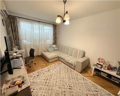 Apartament 2 camere de vanzare Piata Voievozilor