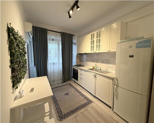 Apartament 2 camere de vanzare Palas